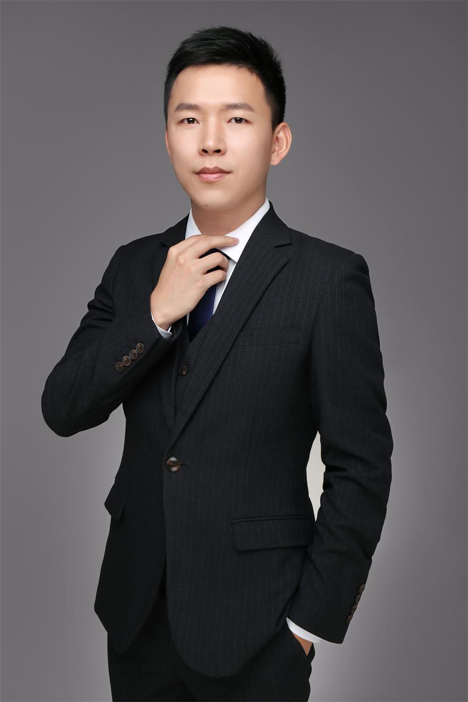 胡清菊 艺术总监 & 首席设计师